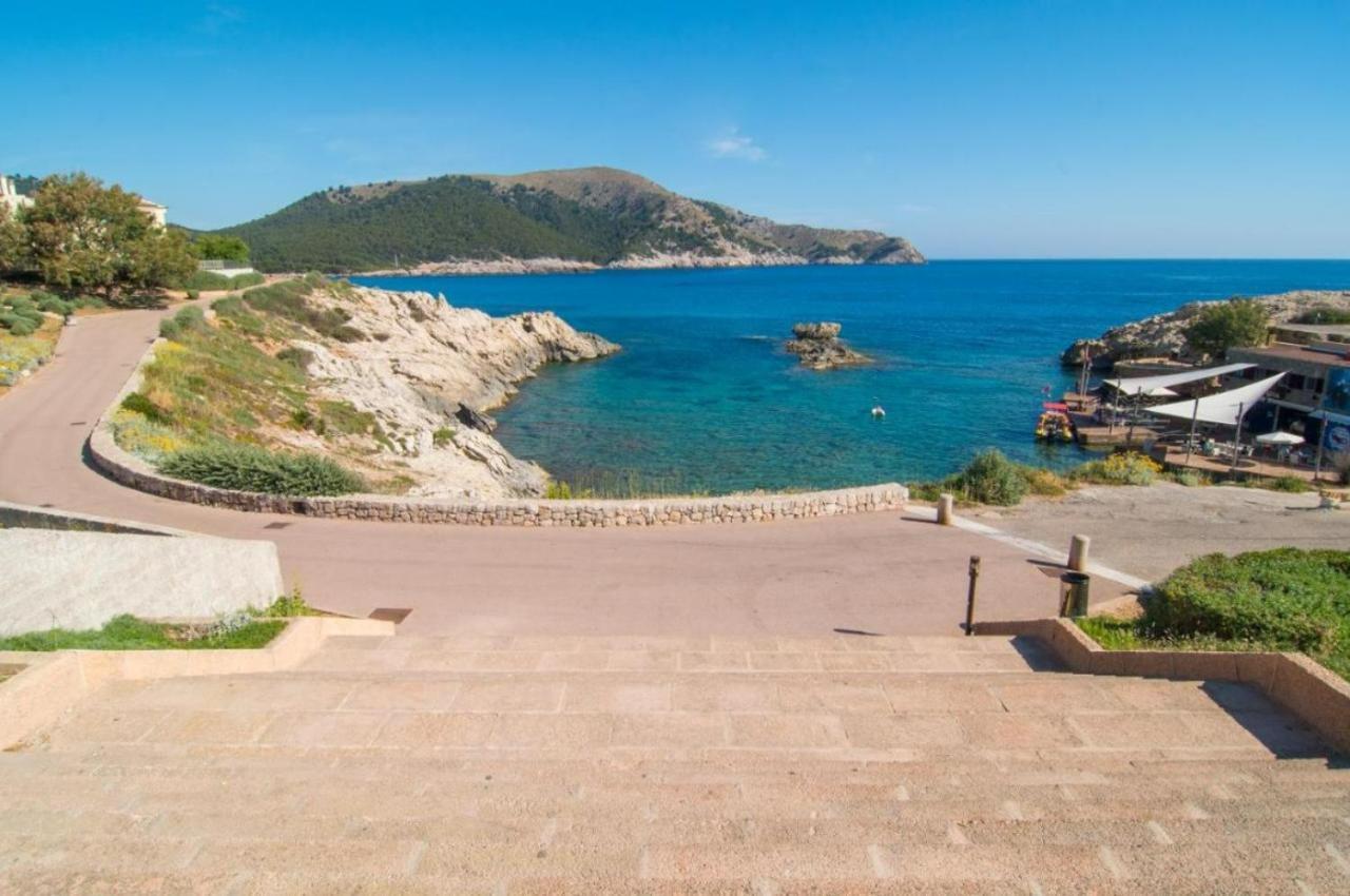 Apartamentos Mhm Cala Ratjada  Exteriör bild