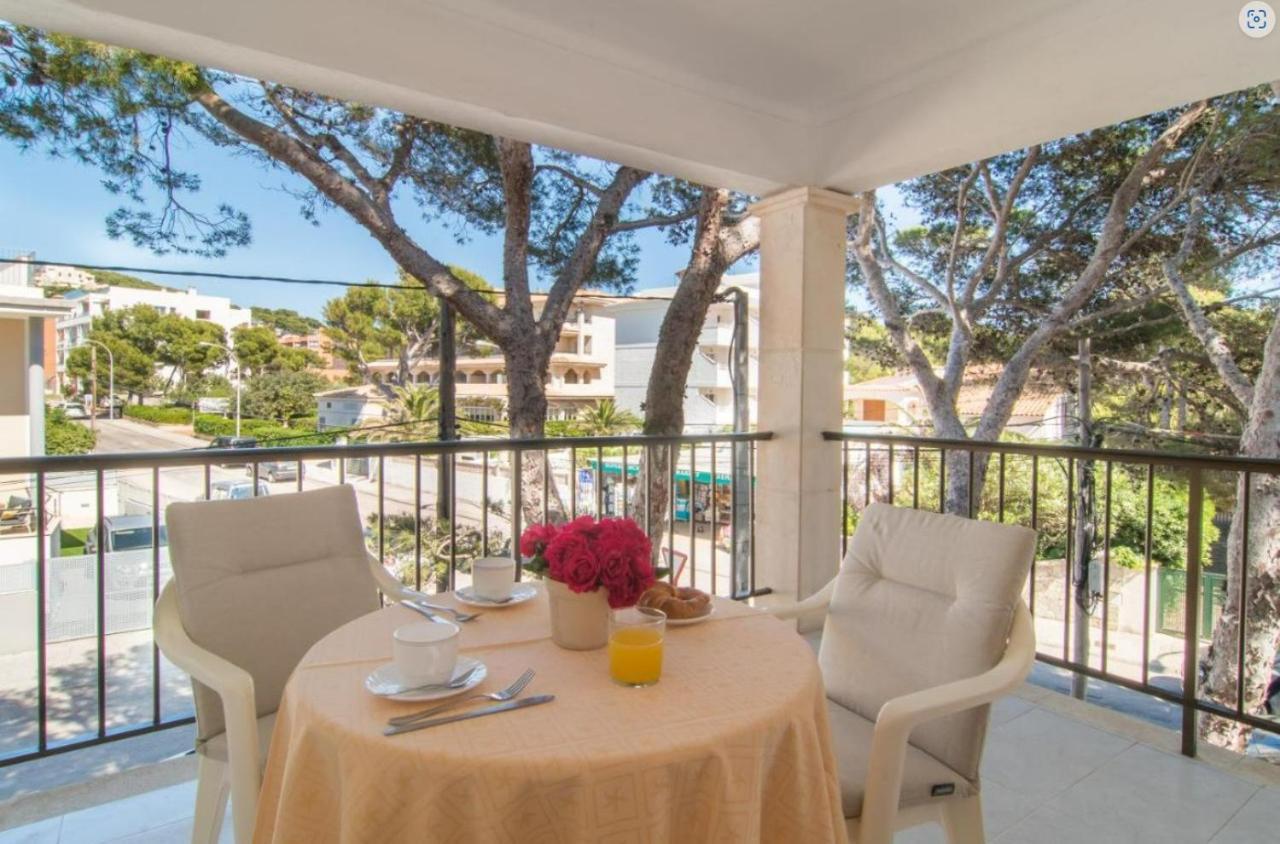 Apartamentos Mhm Cala Ratjada  Exteriör bild
