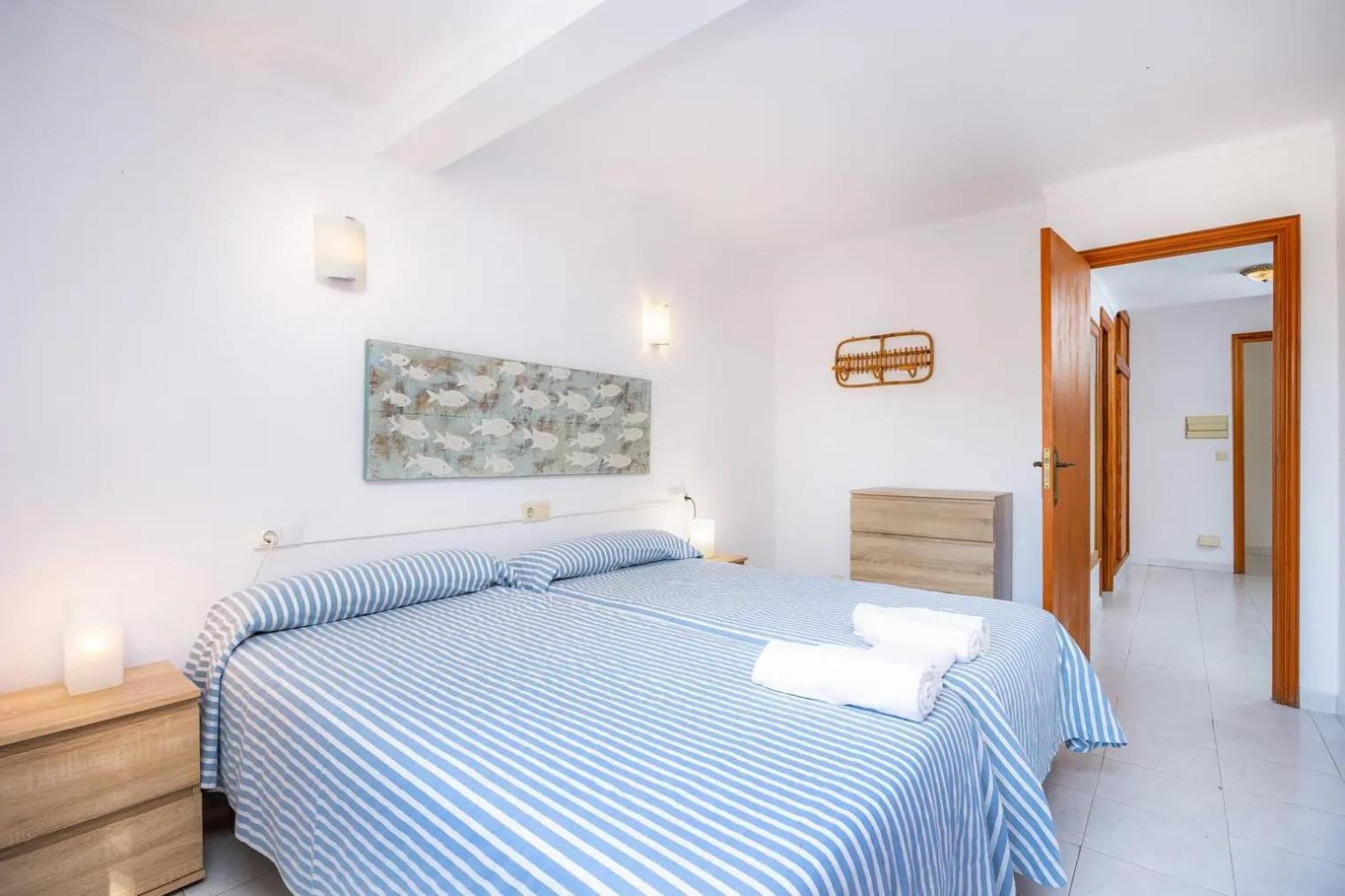Apartamentos Mhm Cala Ratjada  Exteriör bild