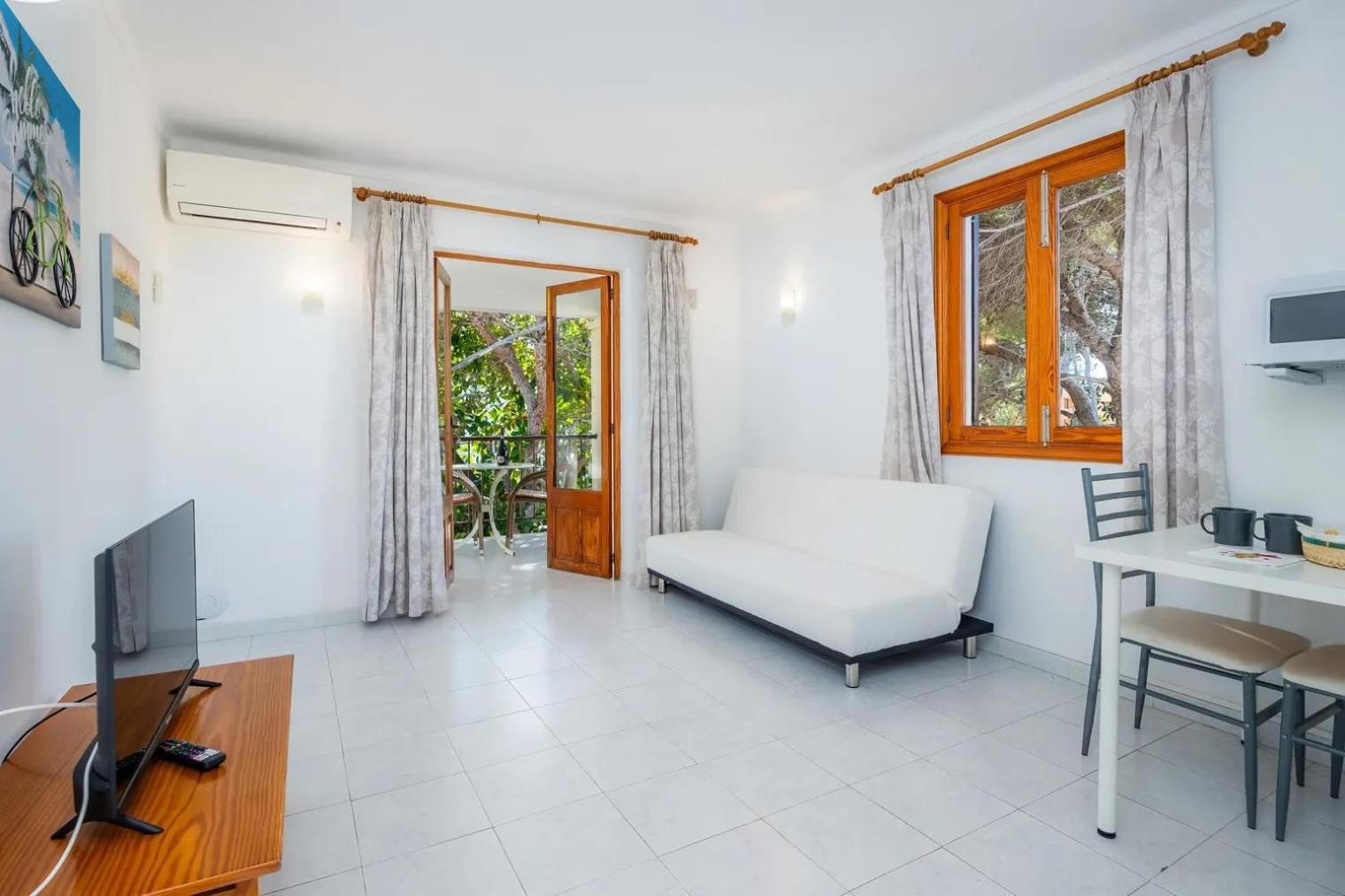 Apartamentos Mhm Cala Ratjada  Exteriör bild